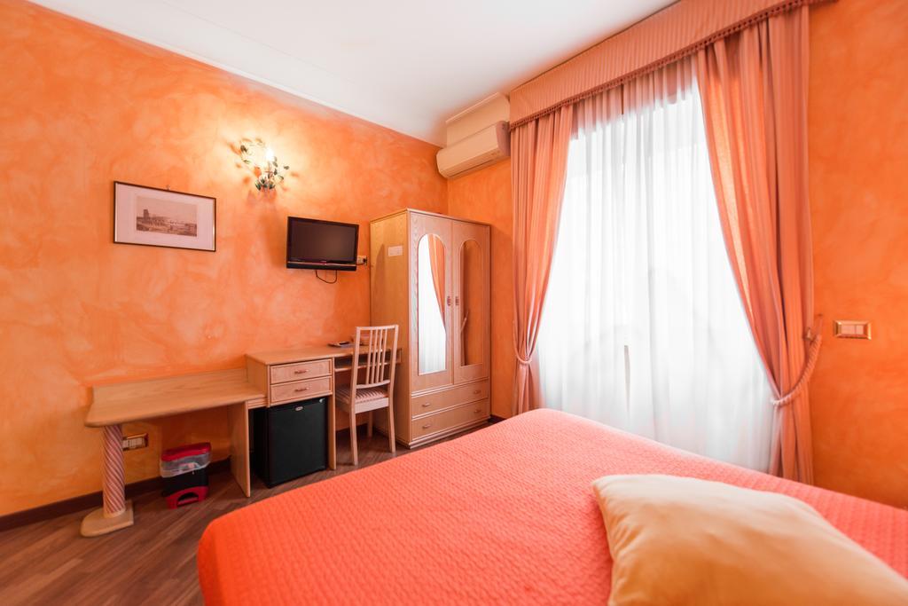 Rifugio Di Roma Panzió Szoba fotó